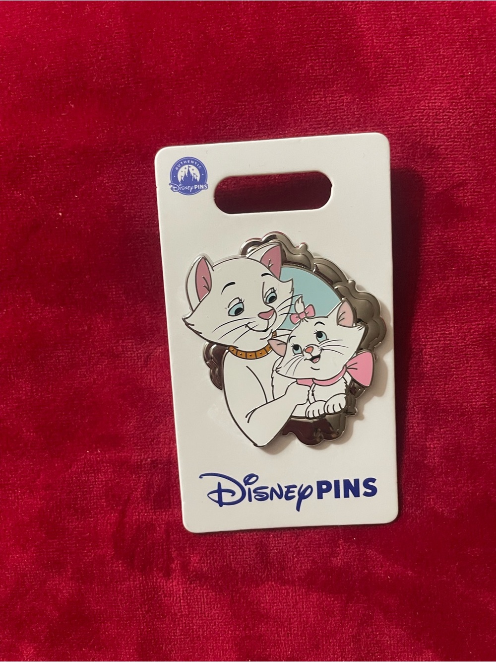 Disney Marie & Mother Enamel Pin – White and Pink Accents